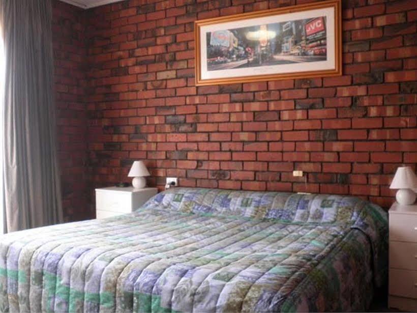 Enfield Motel Аделейд Екстериор снимка
